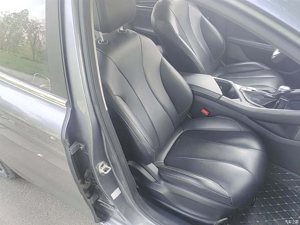 Roewe i5, 2022 25