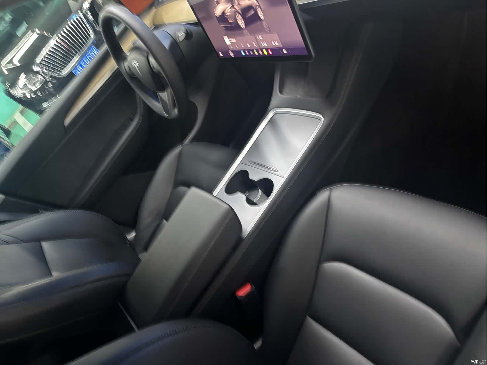 Tesla Model Y, 2023 14