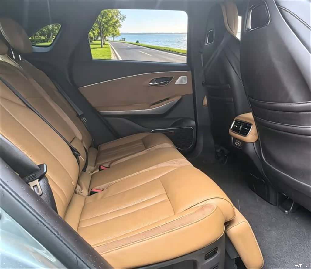 Aion LX, 2019 8