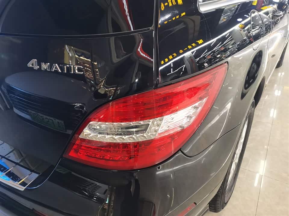 Mercedes-Benz R-class