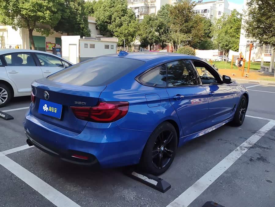 BMW 3 Series GT 2021, фото 3
