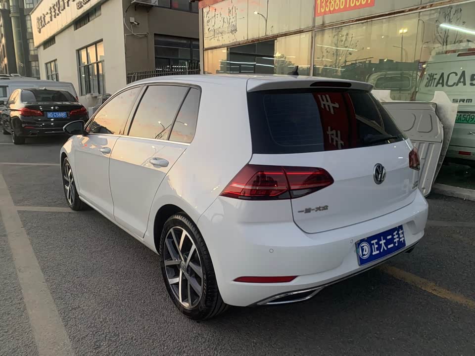 Volkswagen golf