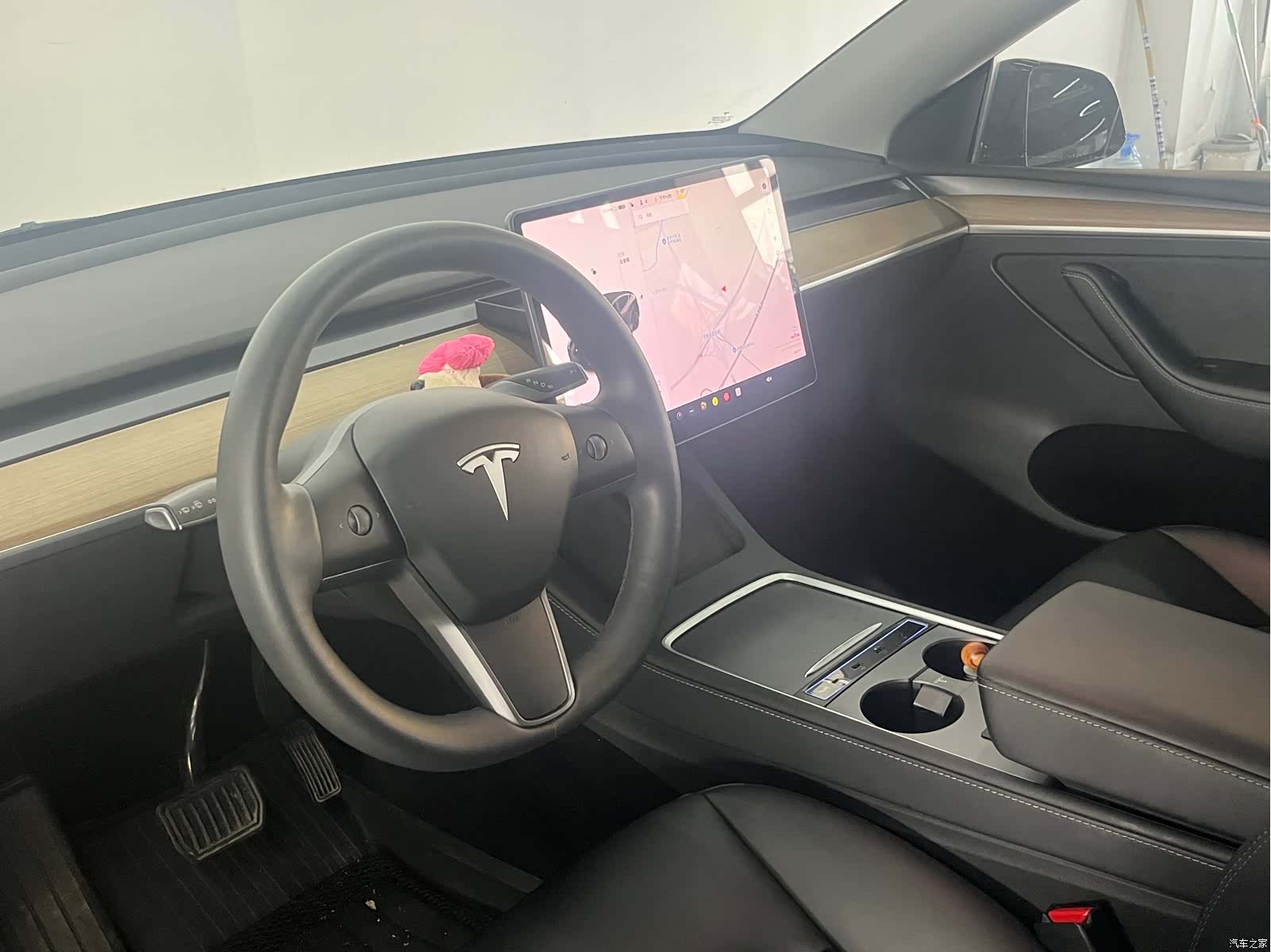 Tesla Model Y, 2022 7
