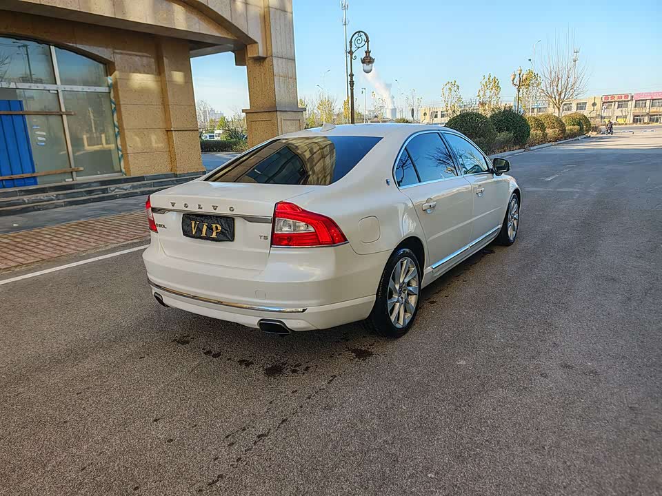 Volvo S80L