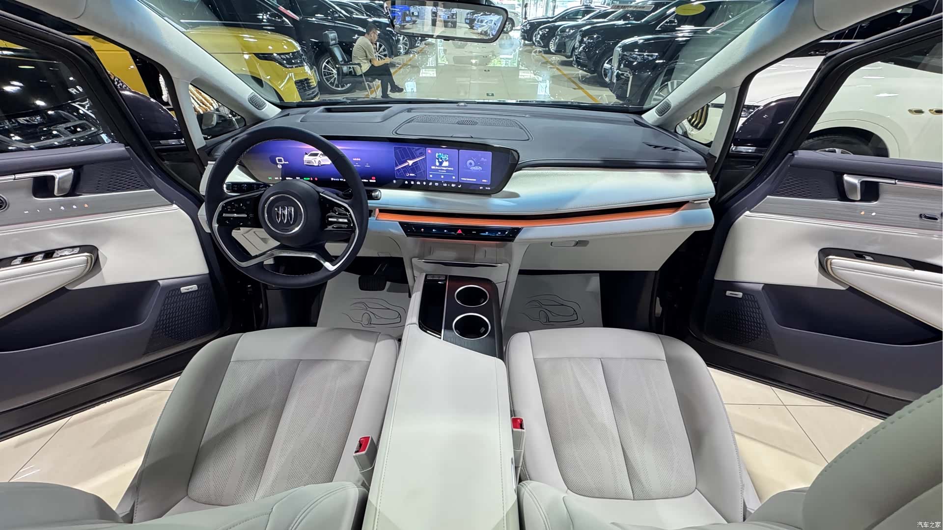 Buick GL8, 2025 4