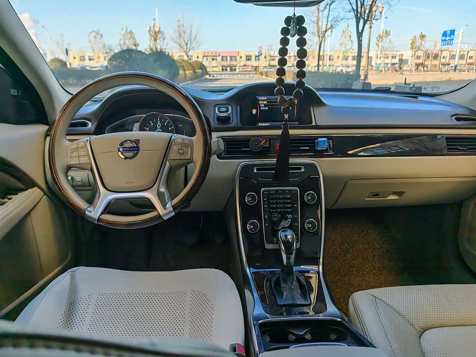 Volvo S80L