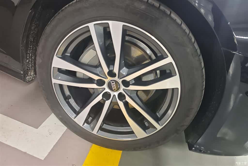 Audi A6L, 2022 6
