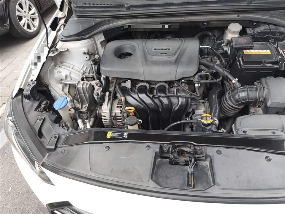 Hyundai Lead