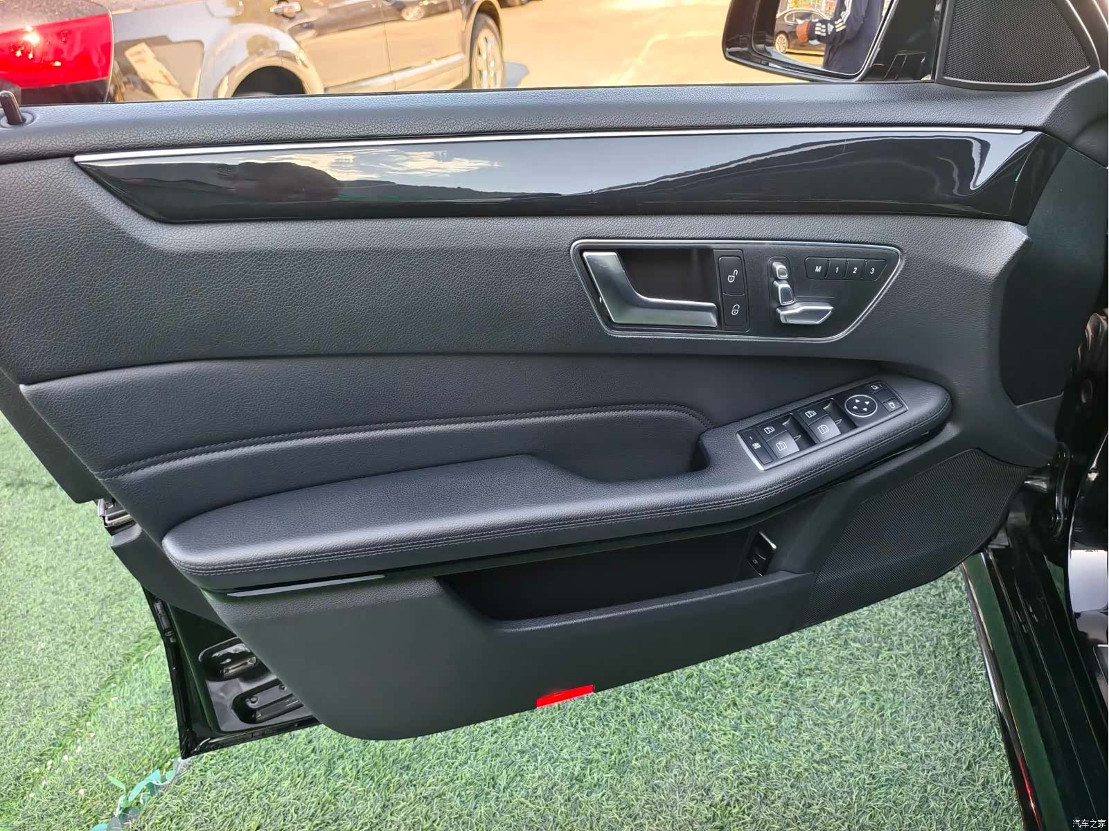 Mercedes-Benz E-Class, 2016 10