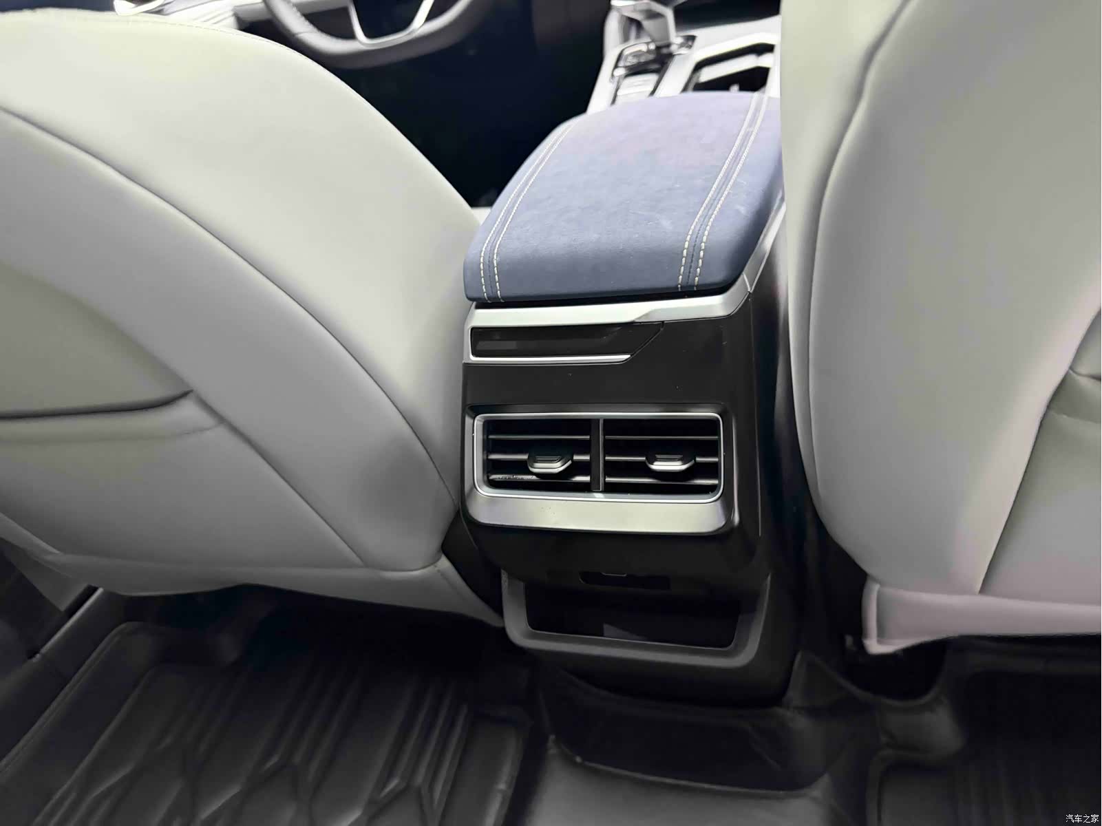 Geely Preface, 2023 4