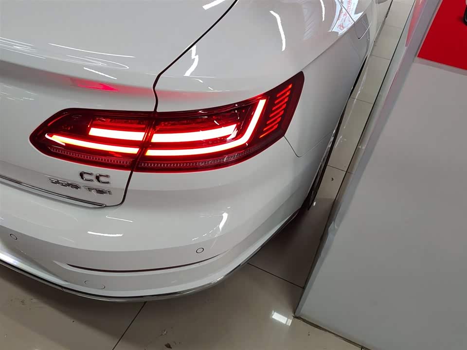 Volkswagen CC