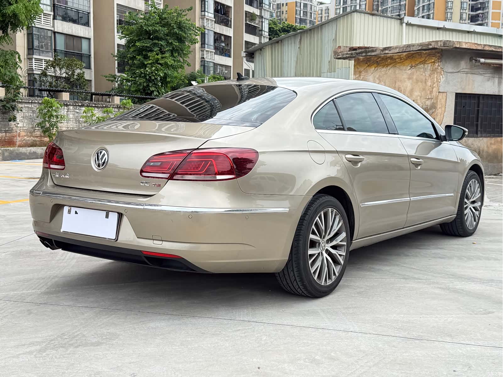 Volkswagen CC, 2016 9