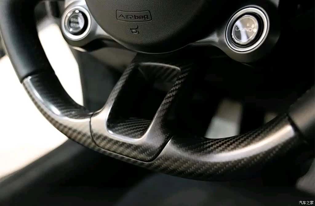 Maserati MC20, 2022 9