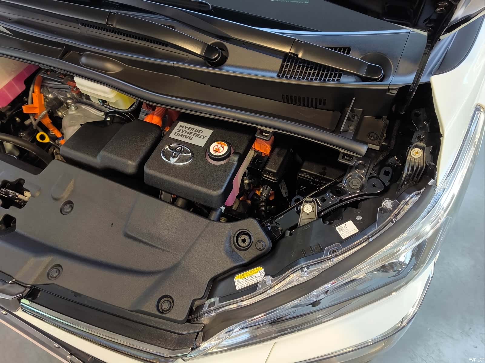 Toyota Vellfire, 2022 29