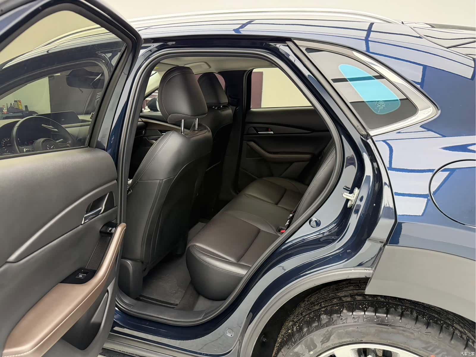 Mazda CX-30, 2022 8