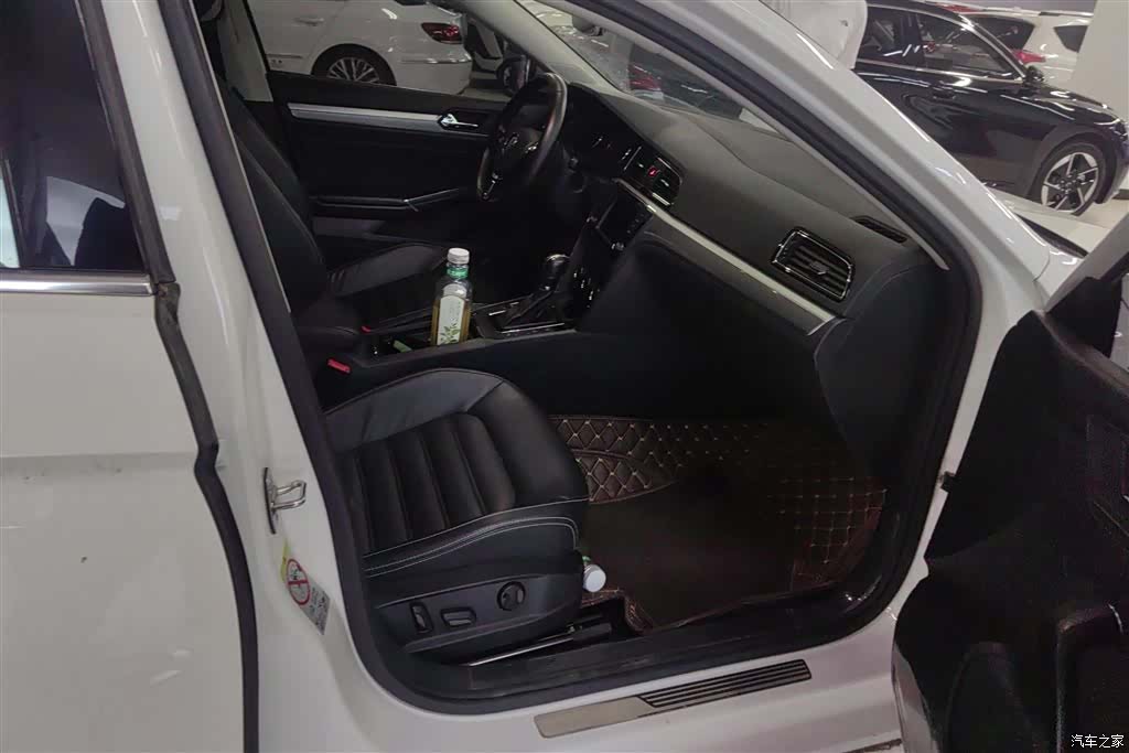 Volkswagen Lamando, 2017 8