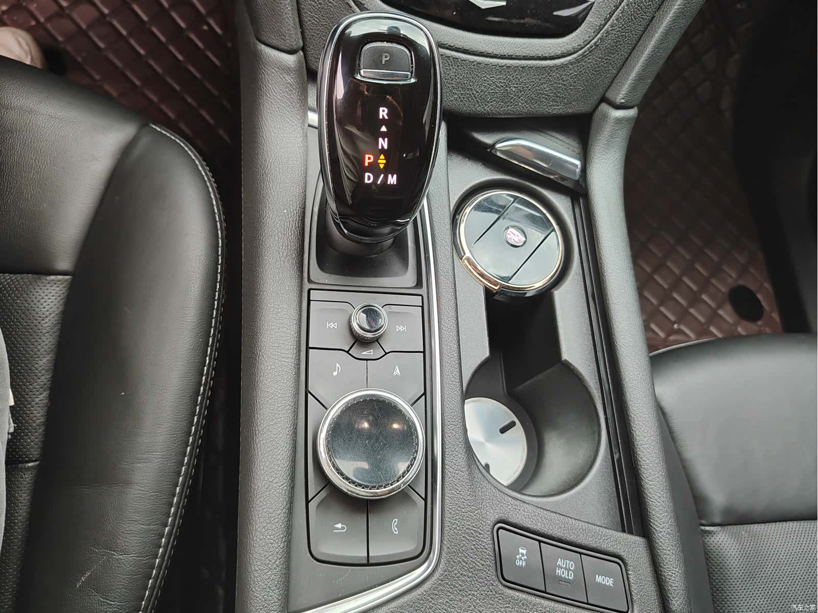 Cadillac XT6, 2021 10