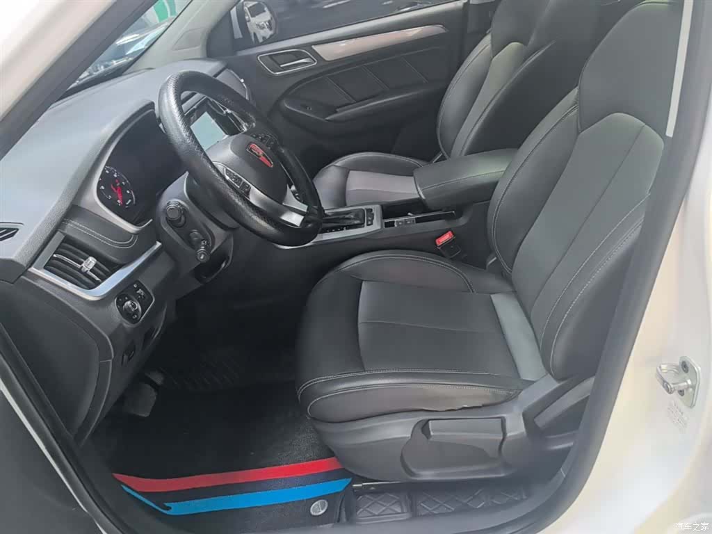 Roewe RX5, 2018 15