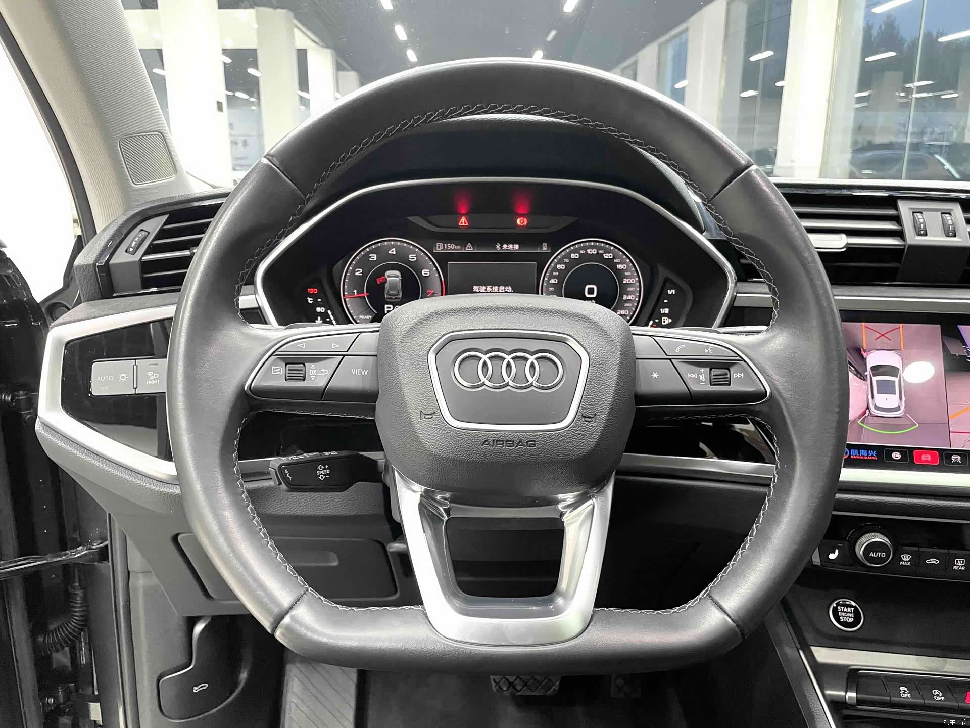 Audi Q3, 2022 все фото