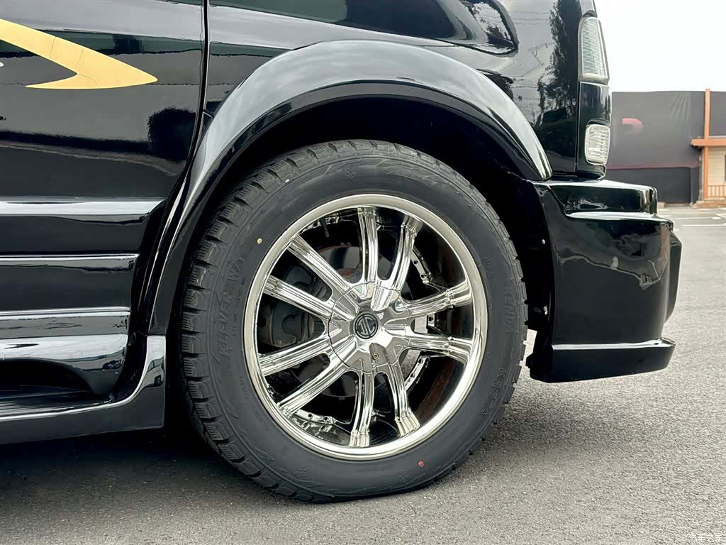GMC SAVANA, 2020 24