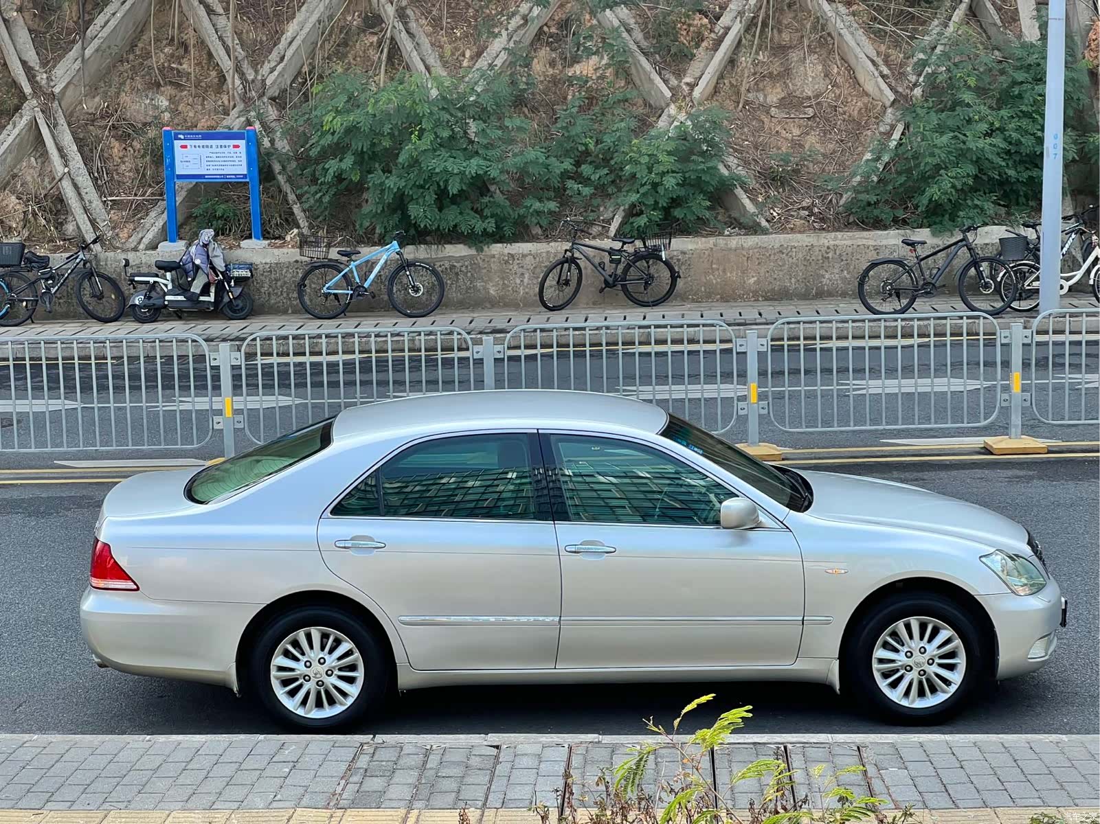 Toyota Crown, 2008 7