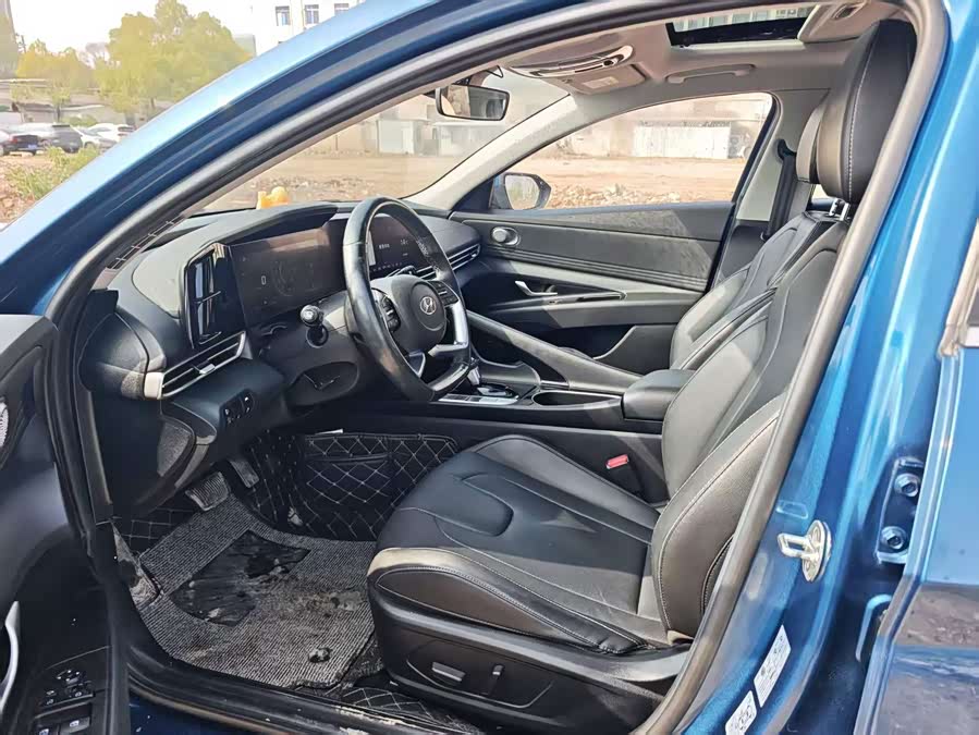 Hyundai Elantra 2021, фото 4
