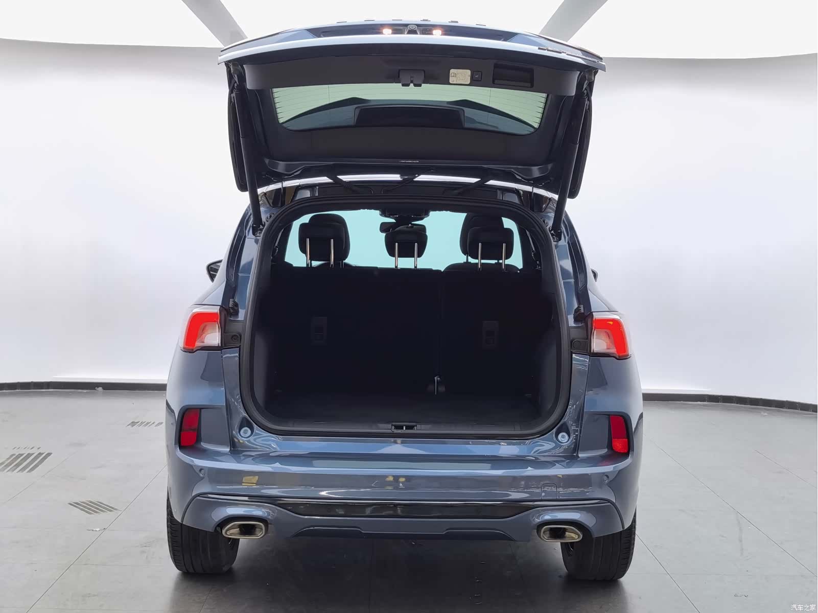 Ford Escape, 2022 10