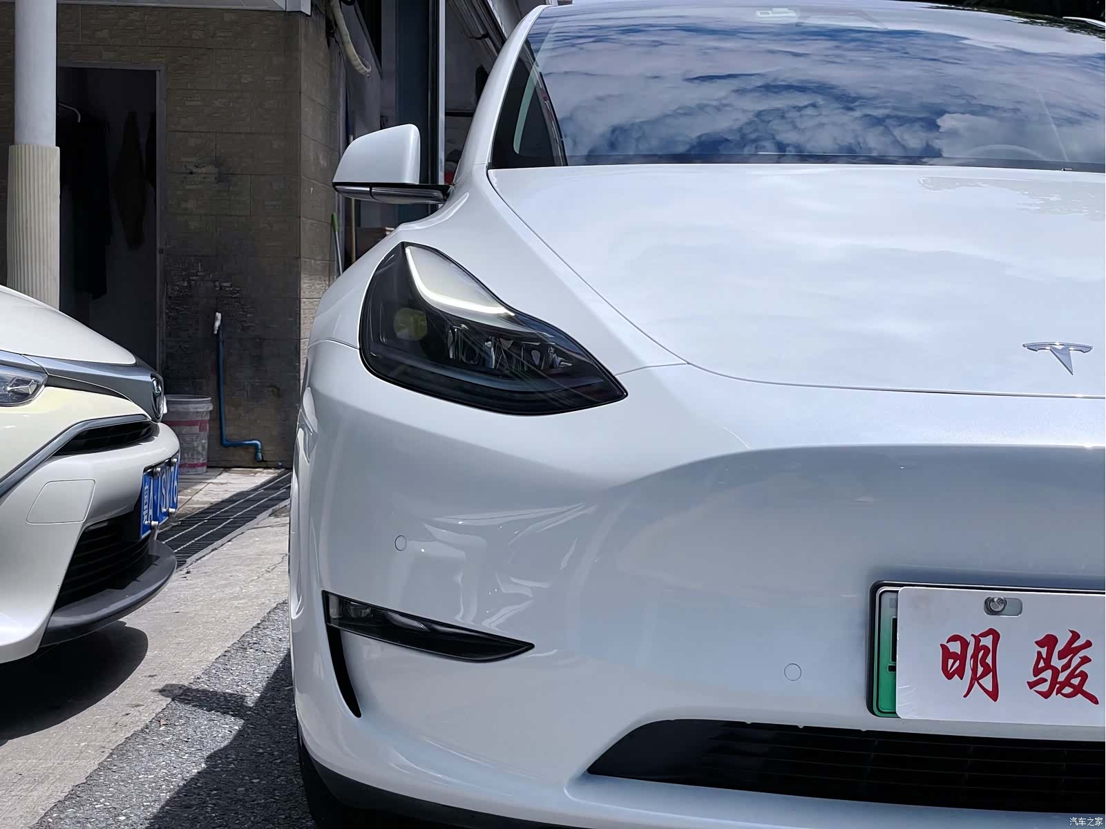 Tesla Model Y, 2023 6
