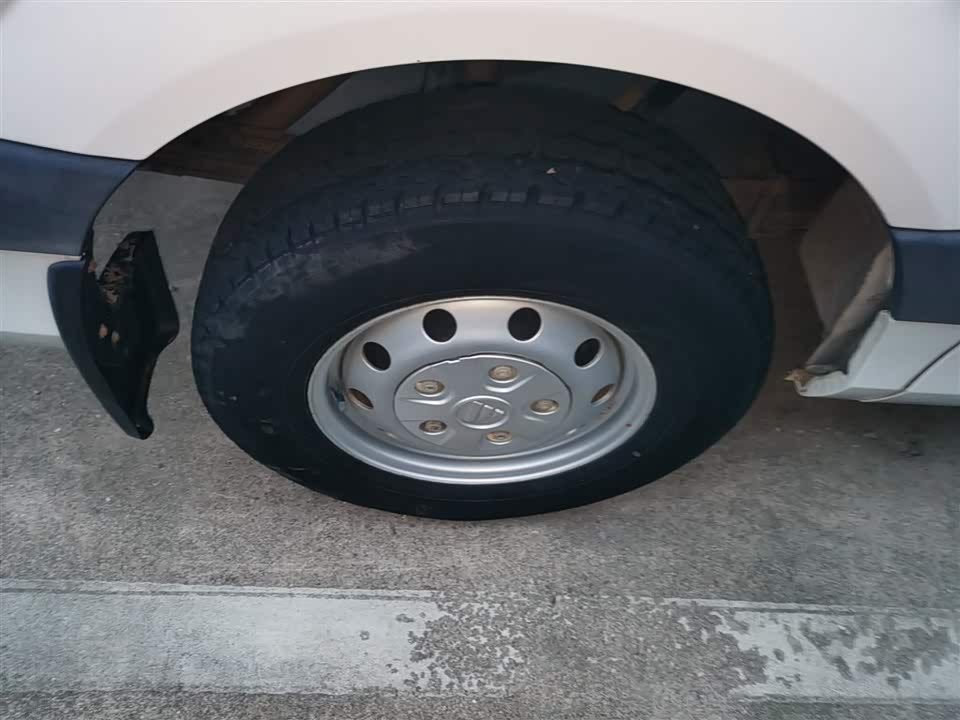 Foton Tuano Foton Tuano