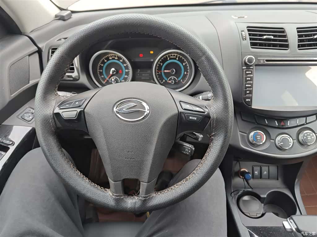 Landwind X5, 2015 11