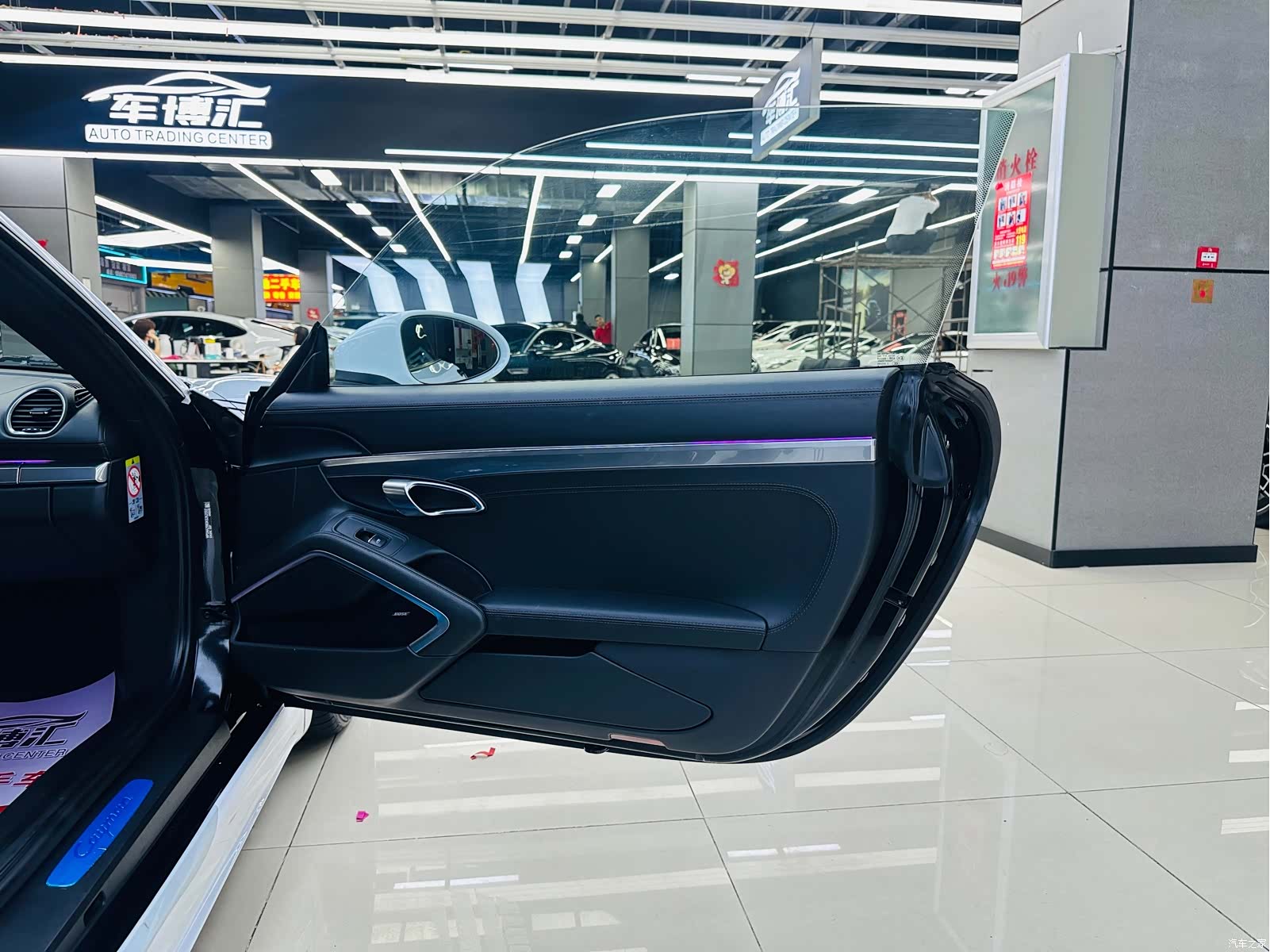 Porsche Cayman, 2019 16