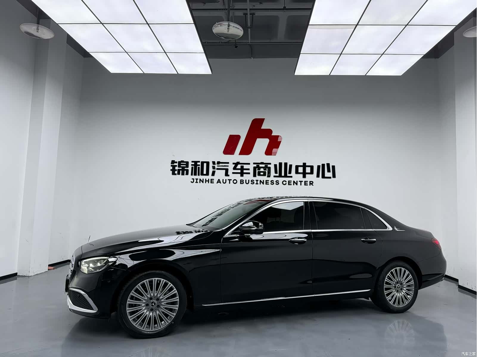 Mercedes-Benz E-Class, 2023 все фото