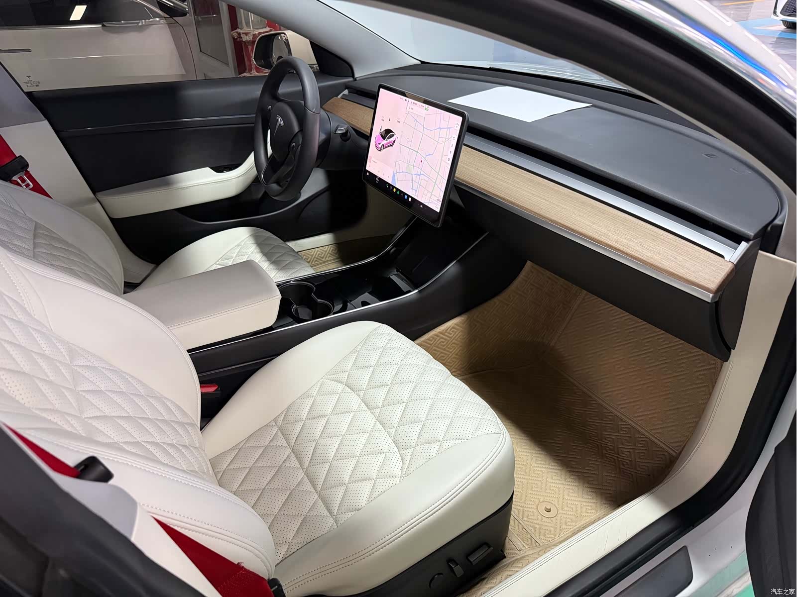 Tesla Model 3, 2020 14