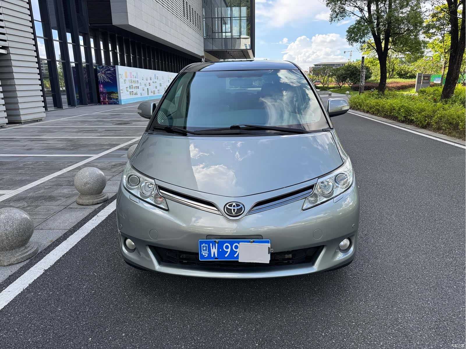 Toyota 7, 2009 3