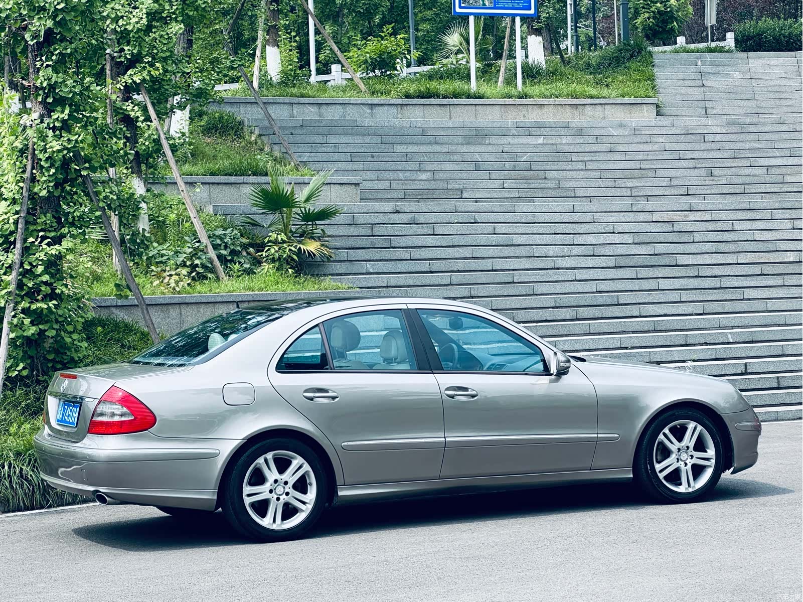 Mercedes-Benz E-Class, 2008 6