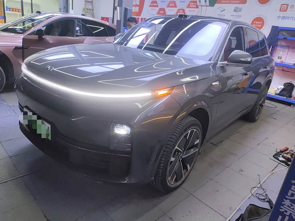 Li Auto L7