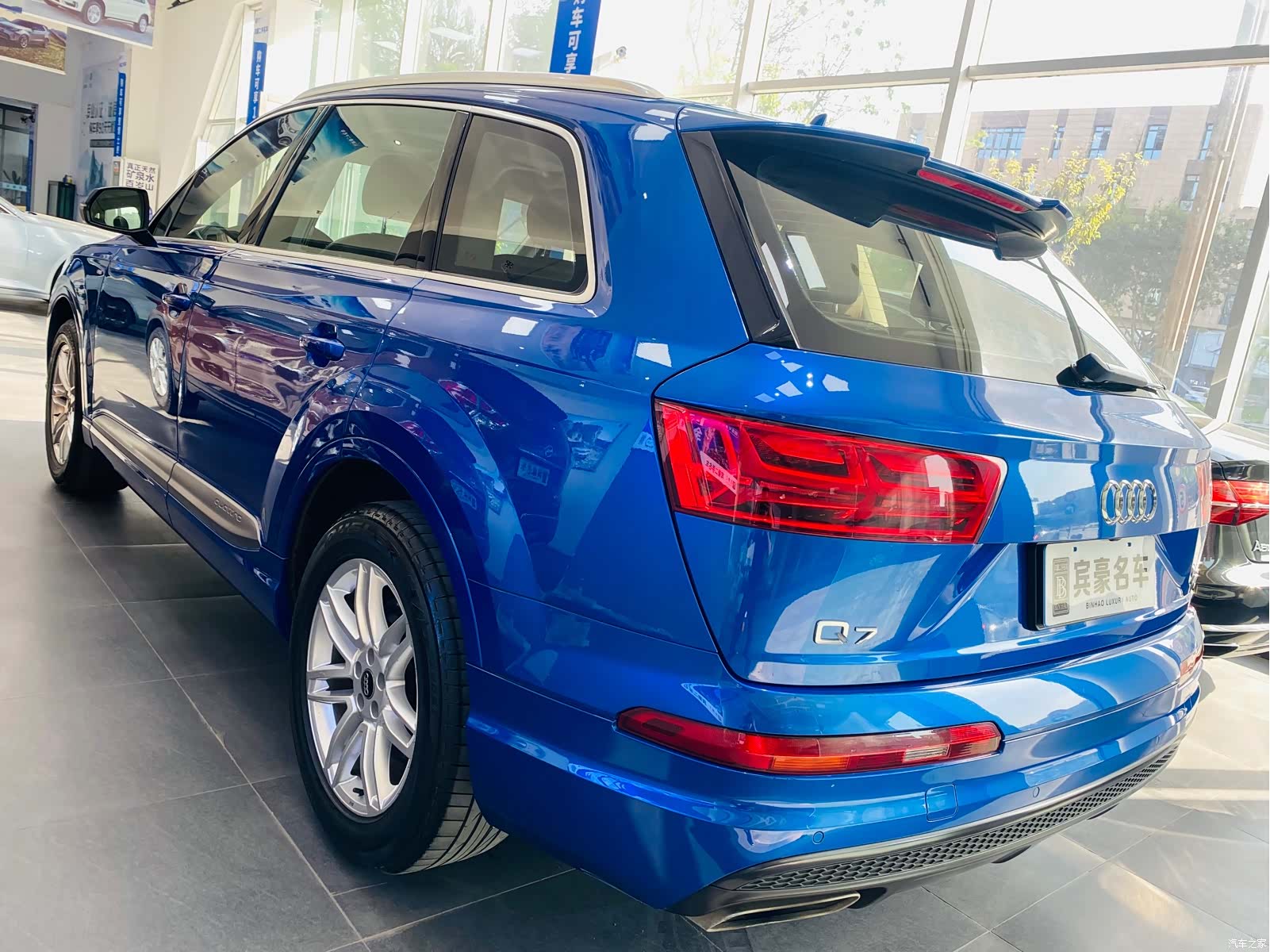 Audi Q7, 2016 все фото