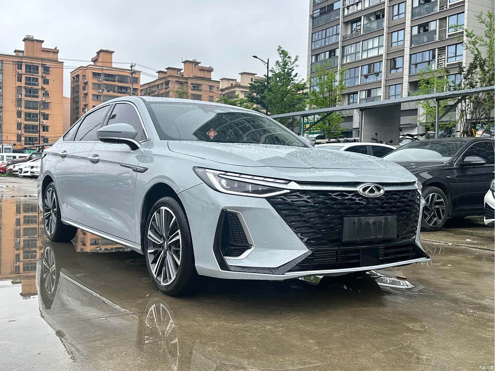 Chery Arrizo 8, 2025 3