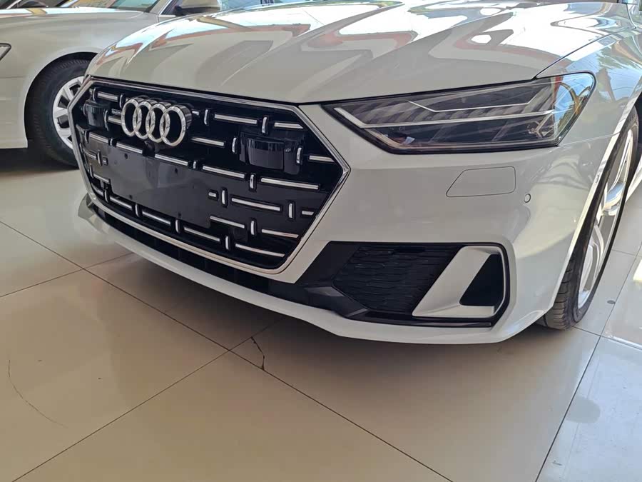 Audi A7L 2024, фото 7