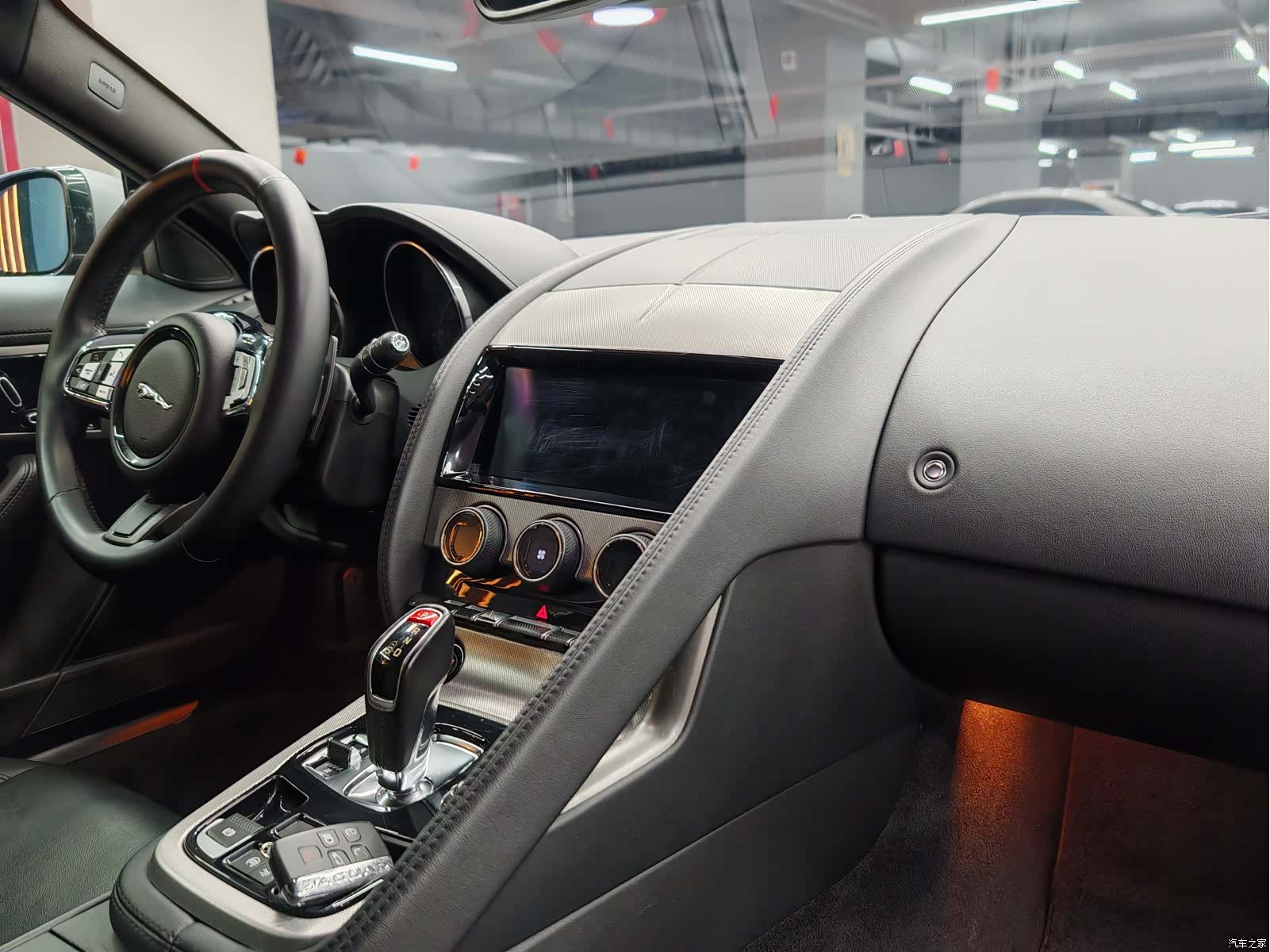 Jaguar F-TYPE, 2015 28