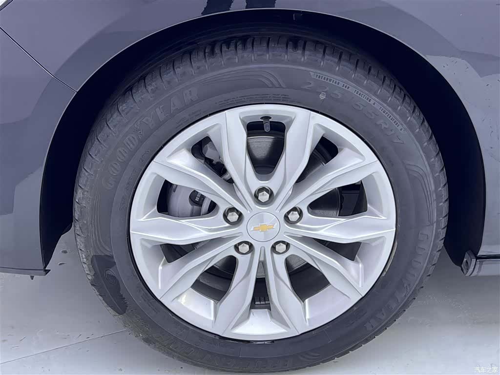 Chevrolet XL, 2023 25