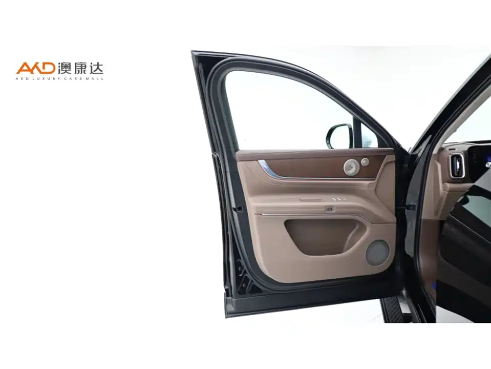 AITO Ask the world M9