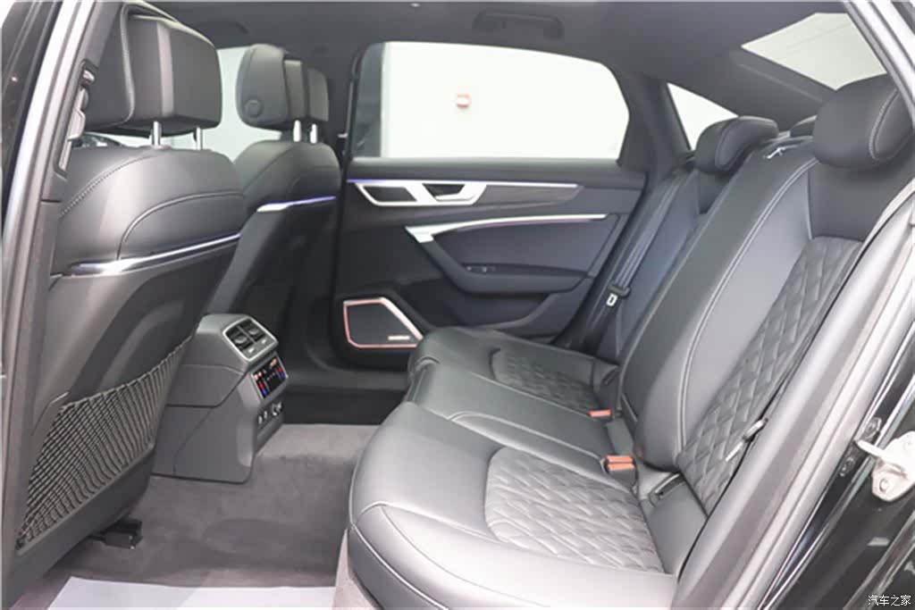 Audi A6L, 2025 19