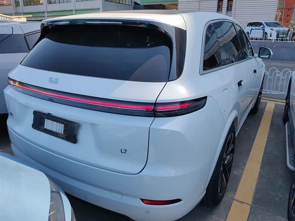 Li Auto Ideal L7