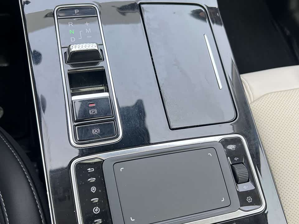 Exeed Chasing the wind