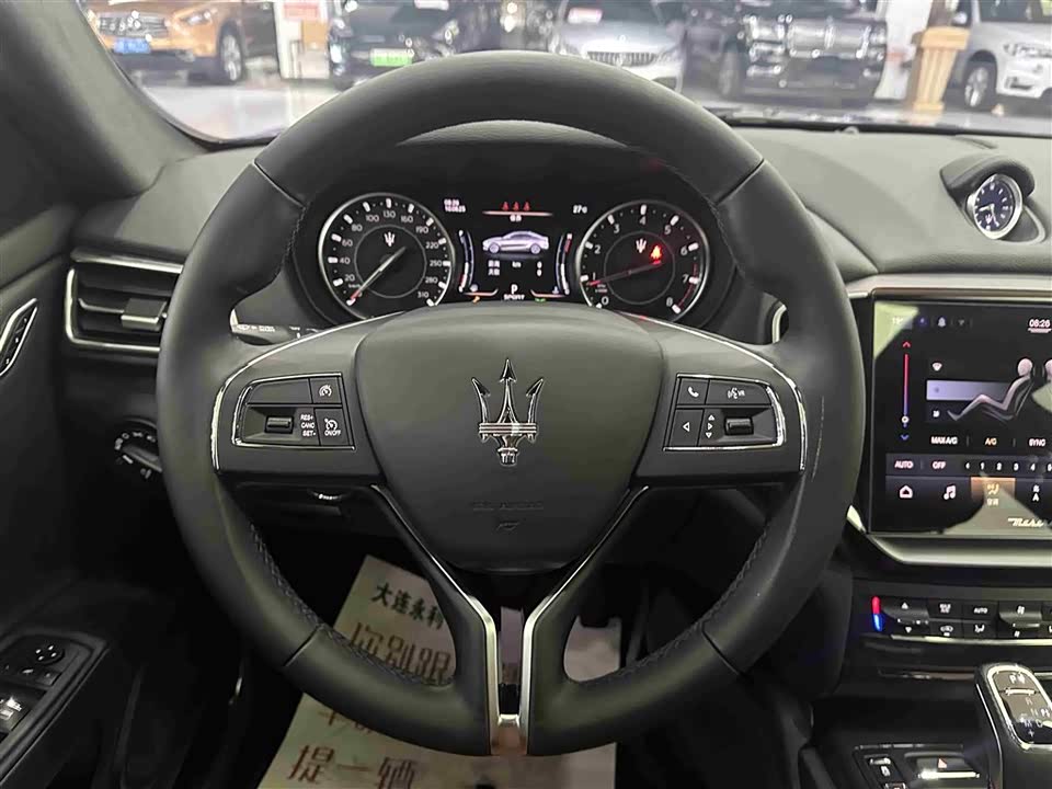 Maserati Ghibli Maserati Ghibli