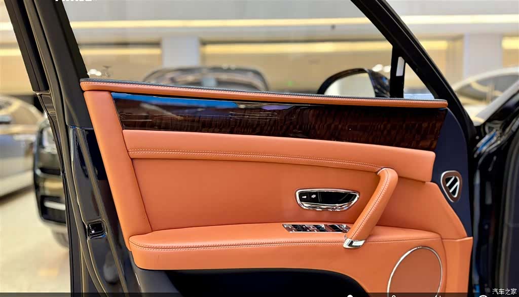 Bentley Flying Spur, 2019 12