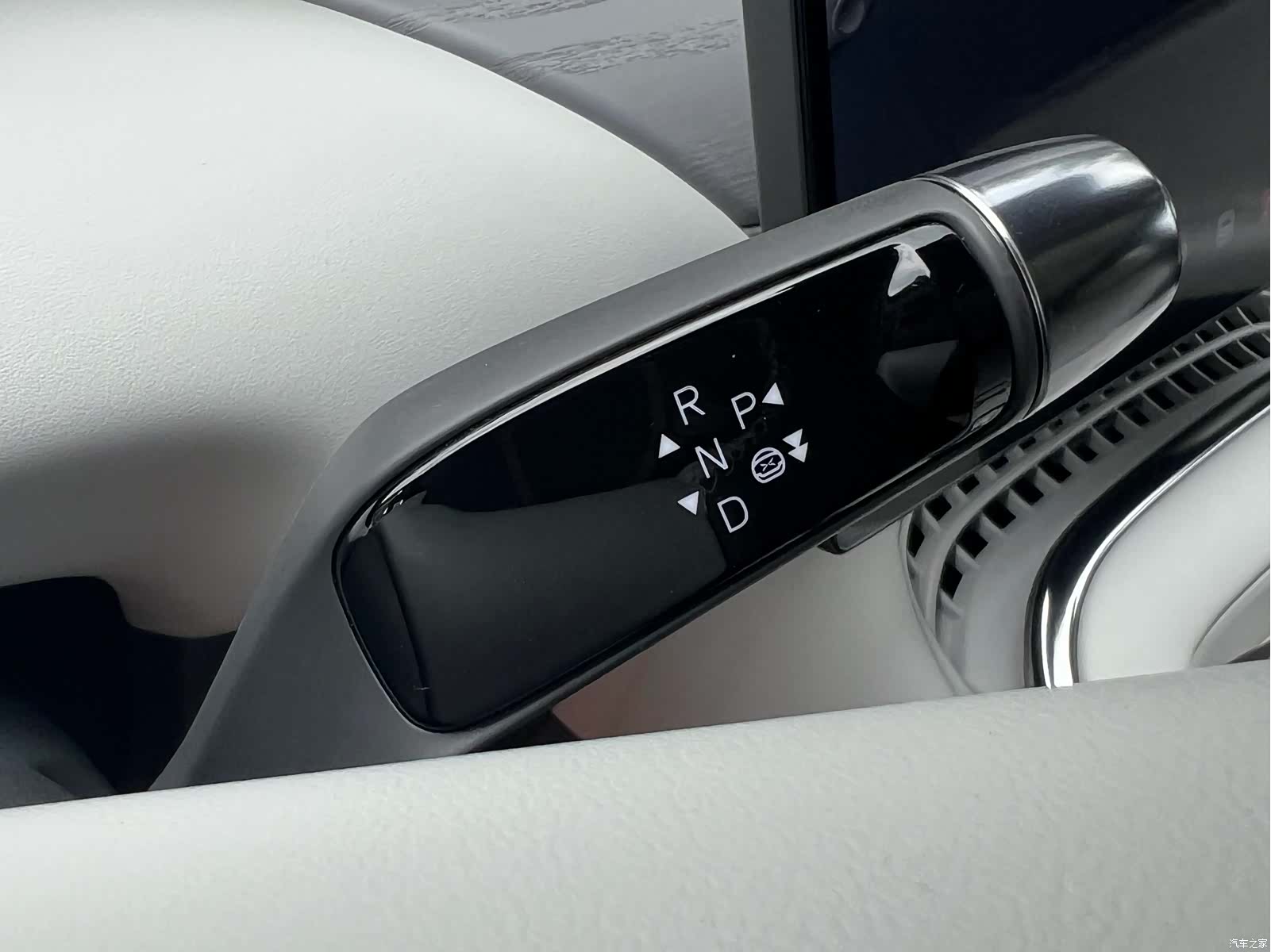 Xpeng G7, 2025 12