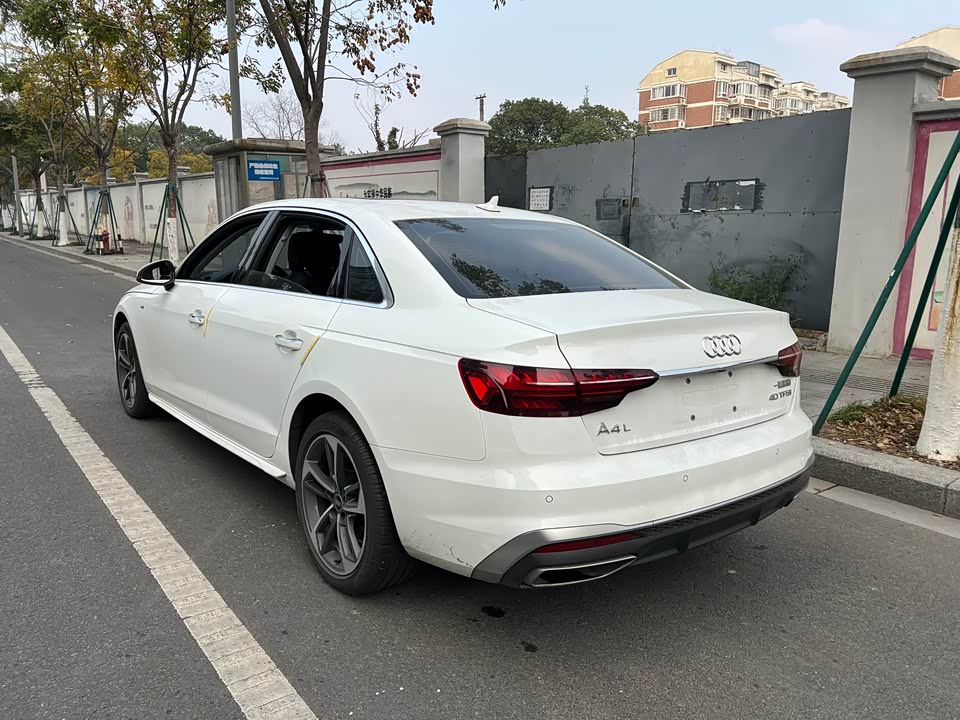 Audi A4L