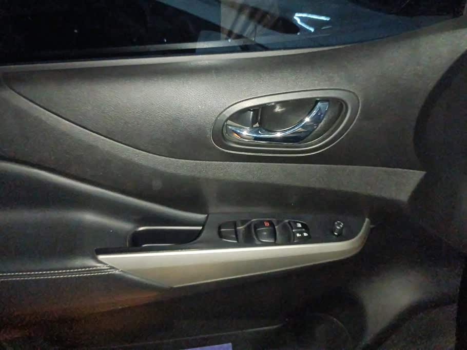 Nissan Tuda Nissan Tuda